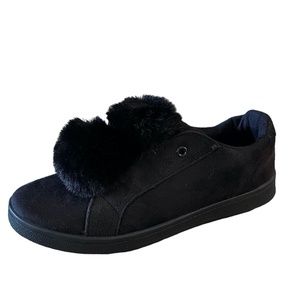 Charles Albert Womens Slip On Shoes Size 8 Black Pom Pom Casual Shoe‎